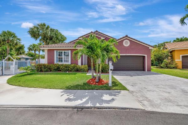 Lake Pointe Estates, 3274 NW 22nd Ave, Oakland Park, Florida 33309, image 1