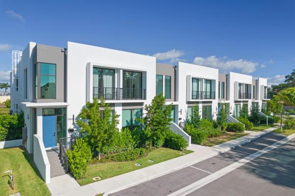 Park Central, 1947 Dock St, West Palm Beach, Florida 33401, image 1