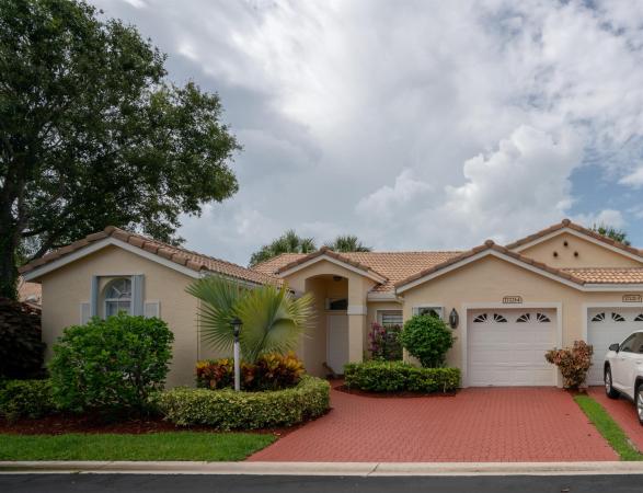 St Tropez Villas, 17221 Boca Club Blvd #4, Boca Raton, Florida 33487, image 1