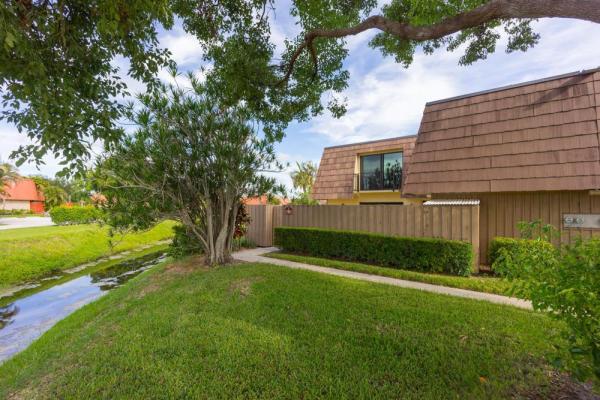 Sandalwood Estates, 818 8th Ct, Palm Beach Gardens, Florida 33410, image 1