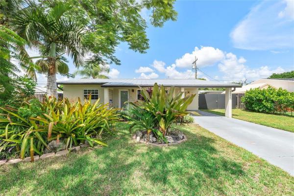 Cresthaven, 3031 NE 9th Ter, Pompano Beach, Florida 33064, image 1