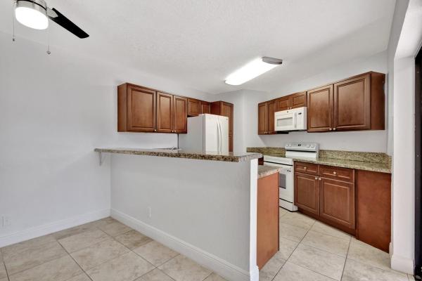 Springdale, 44 Springdale Cir, Palm Springs, Florida 33461, image 1