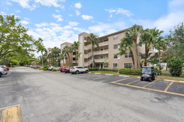 Bermuda Village, 1904 Bermuda Cir #A1, Coconut Creek, Florida 33066, image 1