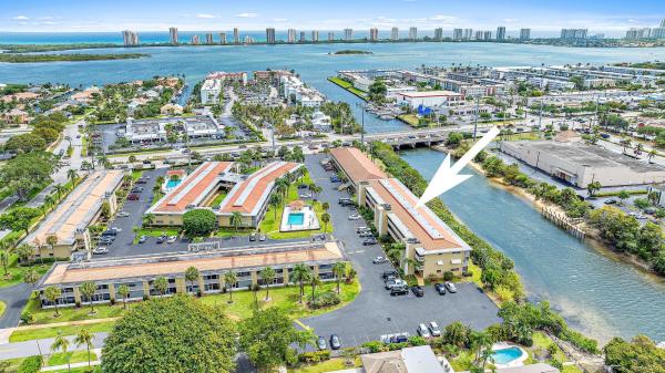 Village Garden, 405 Us Highway 1st, North Palm Beach, Florida 33408, image 1