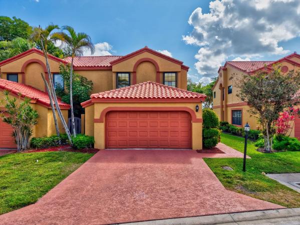 Casa Sul Lago, 19914 Villa Lante Pl, Boca Raton, Florida 33434, image 2