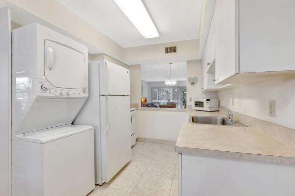 Palm Greens At Villa Del Ray, 13696 Via Flora, Delray Beach, Florida 33484, image 1