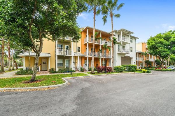 410 Olssen Ave, Fort Lauderdale, Florida 33312, image 1