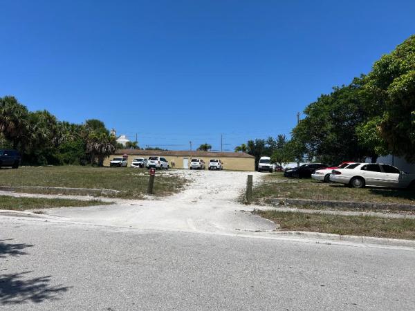 534 S 5th St, Fort Pierce, Florida 34950, image 2