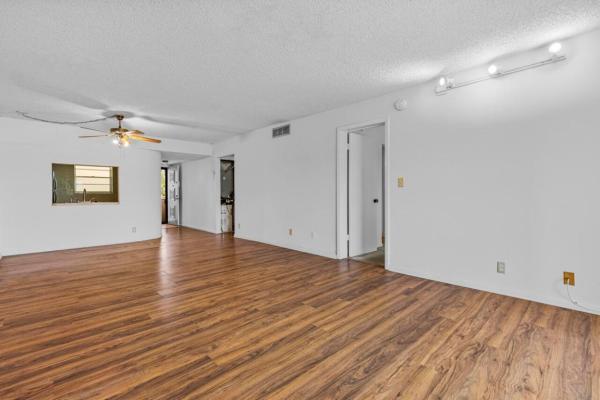 Sunrise Island, 3905 N Nob Hill Rd #300, Sunrise, Florida 33351, image 1