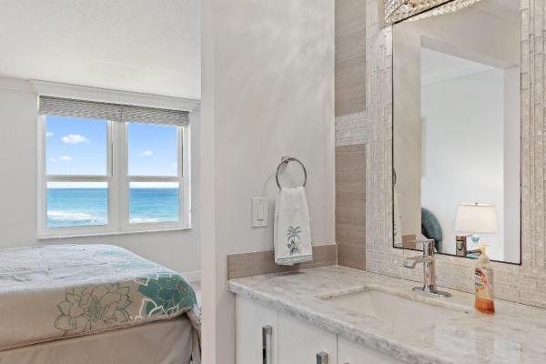 Dunes Towers, 5480 N Ocean Dr #A7A, Riviera Beach, Florida 33404, image 1