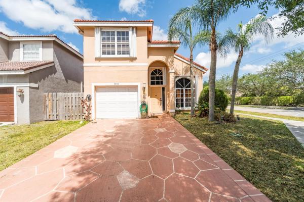 Springfield 2 At Lake Charleston, 7997 Lakewood Cove Ct, Lake Worth Beach, Florida 33467, image 1