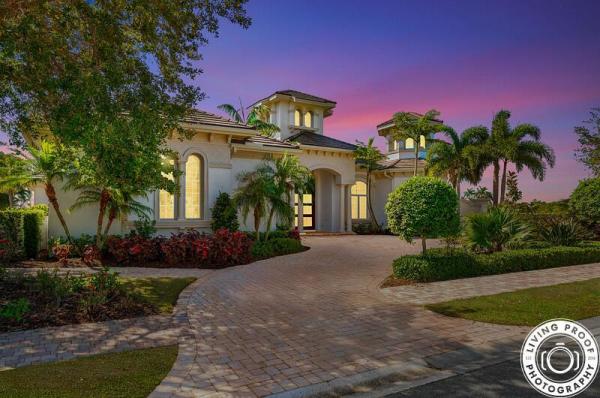 Tesoro Club, 118 SE Mira Lavella, Port St. Lucie, Florida 34984, image 1