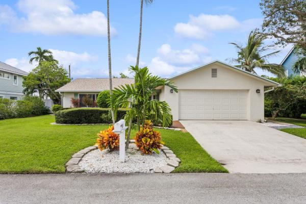 Palm Beach Shore Acres, 10 Sailfish Ln, Ocean Ridge, Florida 33435, image 1