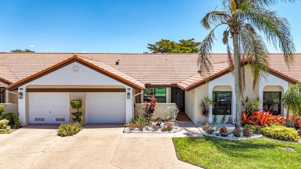 The Moorings At Aberdeen, 8216 Waterline Dr, Boynton Beach, Florida 33472, image 1