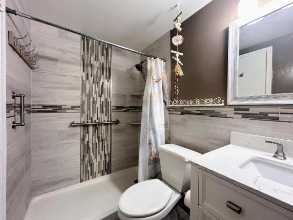 Sterling Village, 450 Horizons E #305, Boynton Beach, Florida 33435, image 1