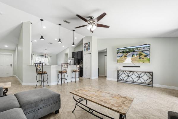 Gatlin Pines, 1566 SW Andalusia Rd, Port St. Lucie, Florida 34953, image 2