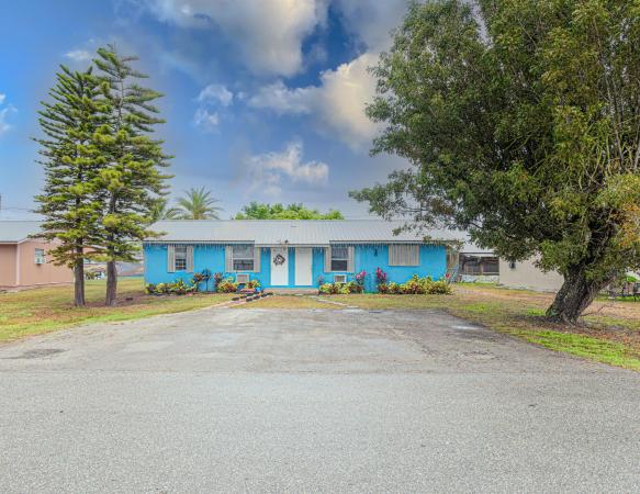 Sugarland Heights, 1043 NE 20th St, Belle Glade, Florida 33430, image 1