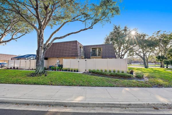 Heritage Village Of Palm Beach Lakes, 7105 71st Way, West Palm Beach, Florida 33407, image 1