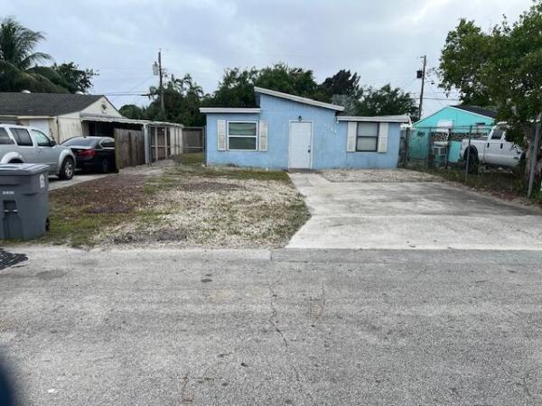 Ridge Grove, 1214 Highview Rd, Lake Worth Beach, Florida 33462, image 1