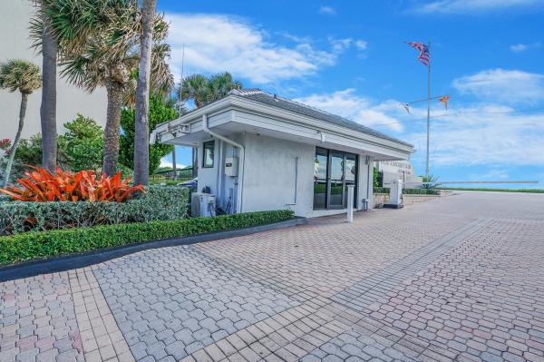 Yacht & Racquet Club Of Boca Raton, 2727 N Ocean Blvd #A-202, Boca Raton, Florida 33431, image 1