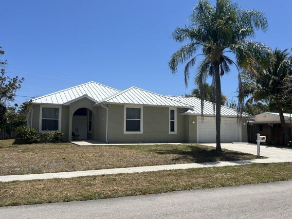Lake Osborne Estates, 1501 Lee Ct, Lake Worth Beach, Florida 33461, image 1