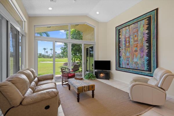 Cambridge At Wycliffe, 4738 Carlton Golf Dr, Lake Worth, Florida 33449, image 2
