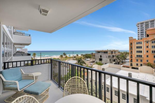 Silver Thatch Atlantic Plaza, 525 N Ocean Blvd #719, Pompano Beach, Florida 33062, image 1