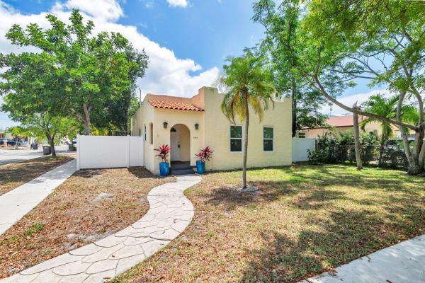 Fernwood, 5900 Garden Ave, West Palm Beach, Florida 33405, image 1