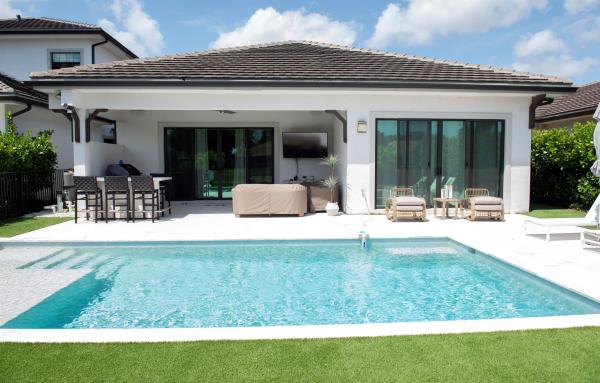 The Residences At Banyan Cay Resort & Golf, 2929 Gin Berry Way, West Palm Beach, Florida 33401, image 1