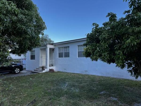 1125 NW 144th St, Unincorporated Dade County, Florida 33168, image 1