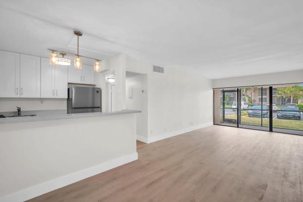 Hampton Court, 5821 Washington St #21, Hollywood, Florida 33023, image 1