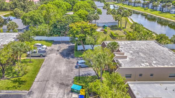 Golden Lakes Village, 113 Lake Terry Dr, West Palm Beach, Florida 33411, image 2