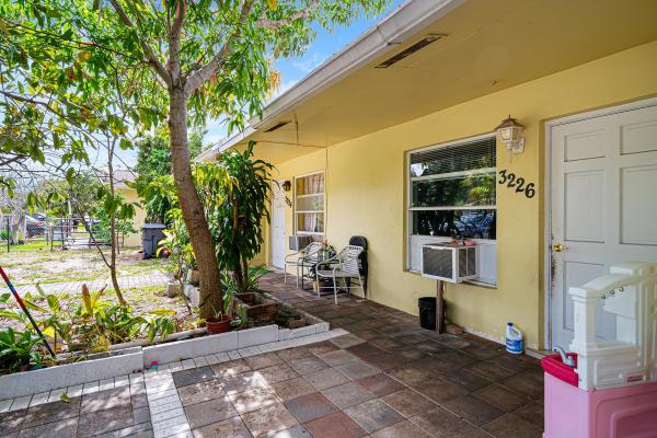 Palm Beach Farms, 3224 Prince Dr, Lake Worth Beach, Florida 33461, image 1