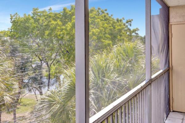 Cypress Chase North, 3301 NW 47th Ter #410, Lauderdale Lakes, Florida 33319, image 1