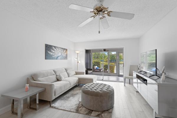 Boca Lakes, 8753 Bella Vista Dr #33, Boca Raton, Florida 33433, image 1