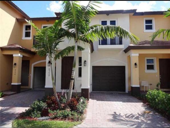 Long Pines, 6996 Long Pine Cir, Coconut Creek, Florida 33073, image 1