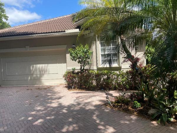 Victoria Bay, 123 Victoria Bay Ct, Palm Beach Gardens, Florida 33418, image 1