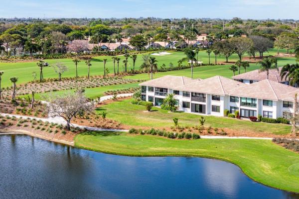 Hibiscus, 10267 Quail Covey Rd, Boynton Beach, Florida 33436, image 2