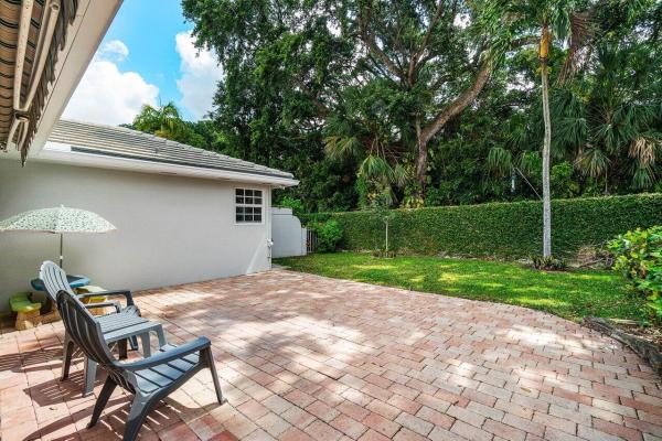 Garden Oaks, 8334 Old Forest Rd, Palm Beach Gardens, Florida 33410, image 1