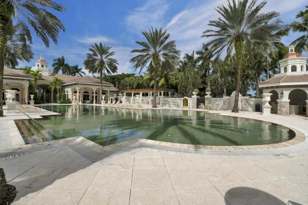 Versailles At Wellington, 3607 Collonade Dr, Wellington, Florida 33449, image 3