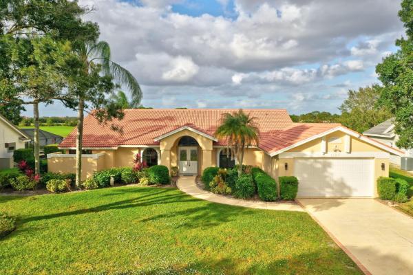 Country Club Estates Parc, 1185 SW Bent Pine Cv, Port St. Lucie, Florida 34986, image 1