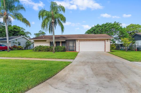 Coco Wood Lakes, 14765 Woodlodge Ln, Delray Beach, Florida 33484, image 1