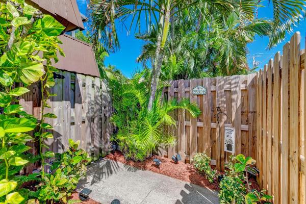 Cedar Gardens Townhouses, 3530 E Gardens B Dr #B, Palm Beach Gardens, Florida 33410, image 1
