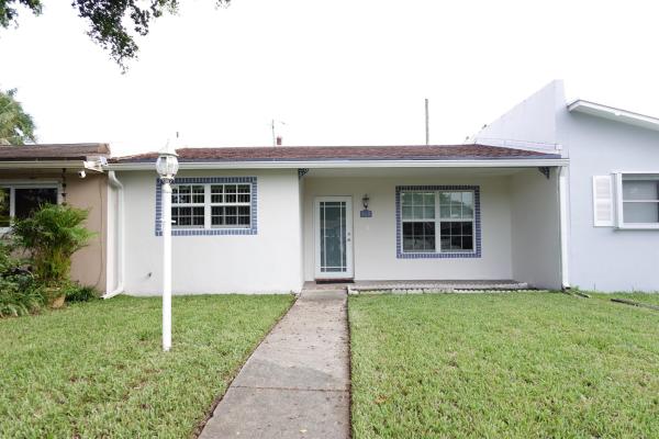 810 N Golf Dr, Hollywood, Florida 33021, image 1