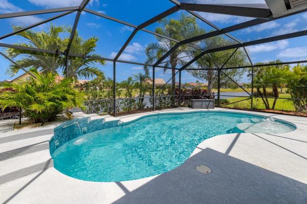 Veranda Gardens, 348 SE Courances Dr, Port St. Lucie, Florida 34984, image 1
