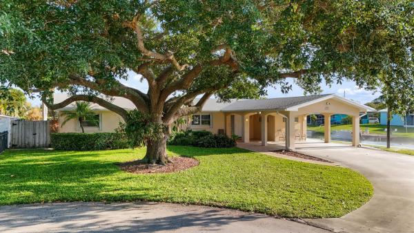 Lake Clarke Manor, 1059 Carambola Cir, West Palm Beach, Florida 33406, image 1