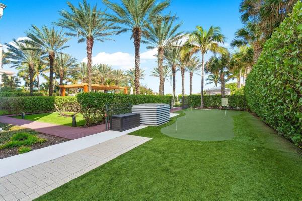 Dolce Vita, 155 Ocean Ave #502, Palm Beach Shores, Florida 33404, image 1