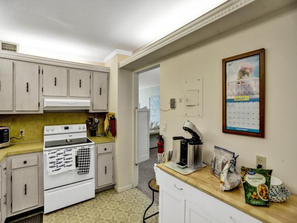 Arlen House East, 100 Bayview Dr #1125, Sunny Isles Beach, Florida 33160, image 2