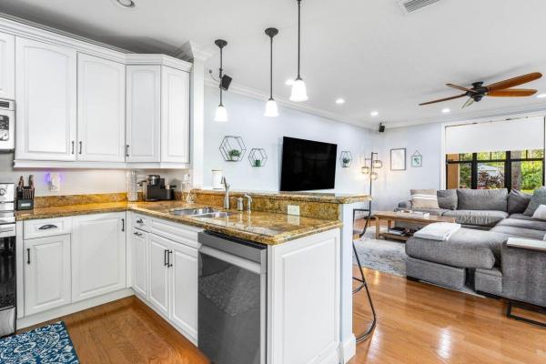 Croissant Park, 507 SW 17th St, Fort Lauderdale, Florida 33315, image 1