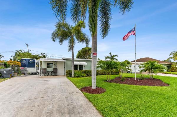 Forest Hill Village, 5725 Basil Dr, West Palm Beach, Florida 33415, image 1
